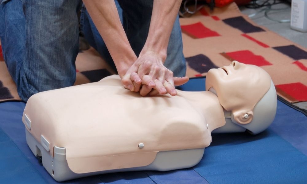 5 Key Benefits of Becoming a BLS Instructor
