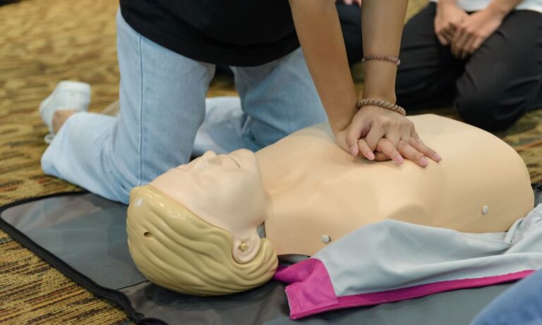 Why Workplace CPR Training Is Important for Employees