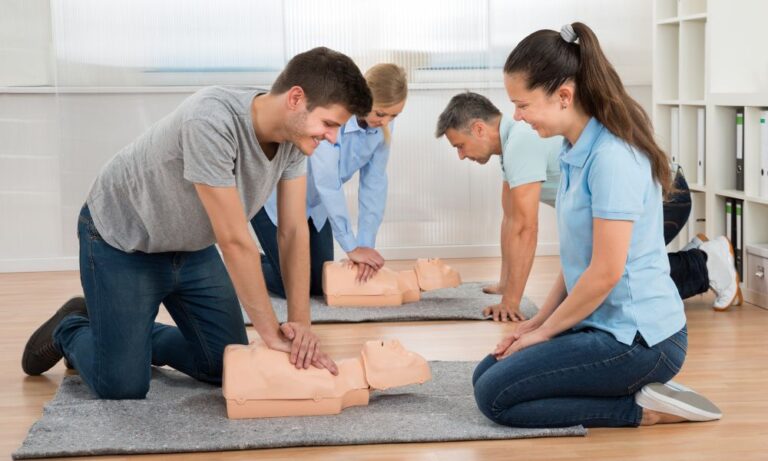 7 Benefits of Becoming CPR and AED Certified